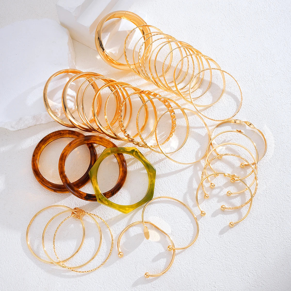 Fashion Minimalist Elegant Metal Textured Resin Cuff Bangle Bracelet Set Boho Adjustable Layered Wristband Daily Party Jewelry