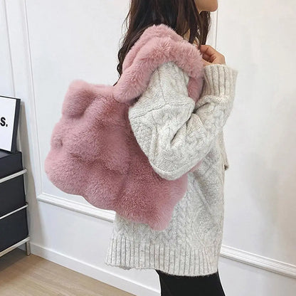 Women Plush Shoulder Bag Fluffy Handbag Large Capacity Casual Commuting Bag Furry Carrying Bag Soft Shopper Bag