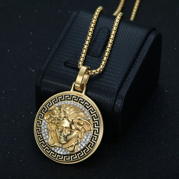 18k Gold Plated Hiphop Jewelry Stainless Steel Crystal Medusa Pendant Necklace for Men and Women