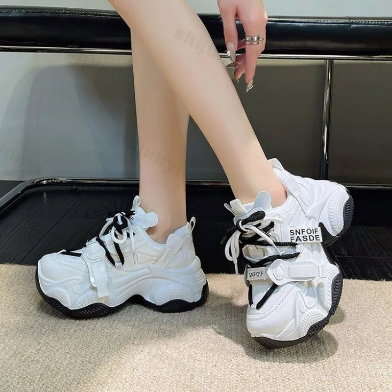 Women Chunky Sneakers Spring New Fashion Lace Up Red Platform Shoes Outdoor Trendy Versatile Casual Sports Shoes Zapatos Mujer