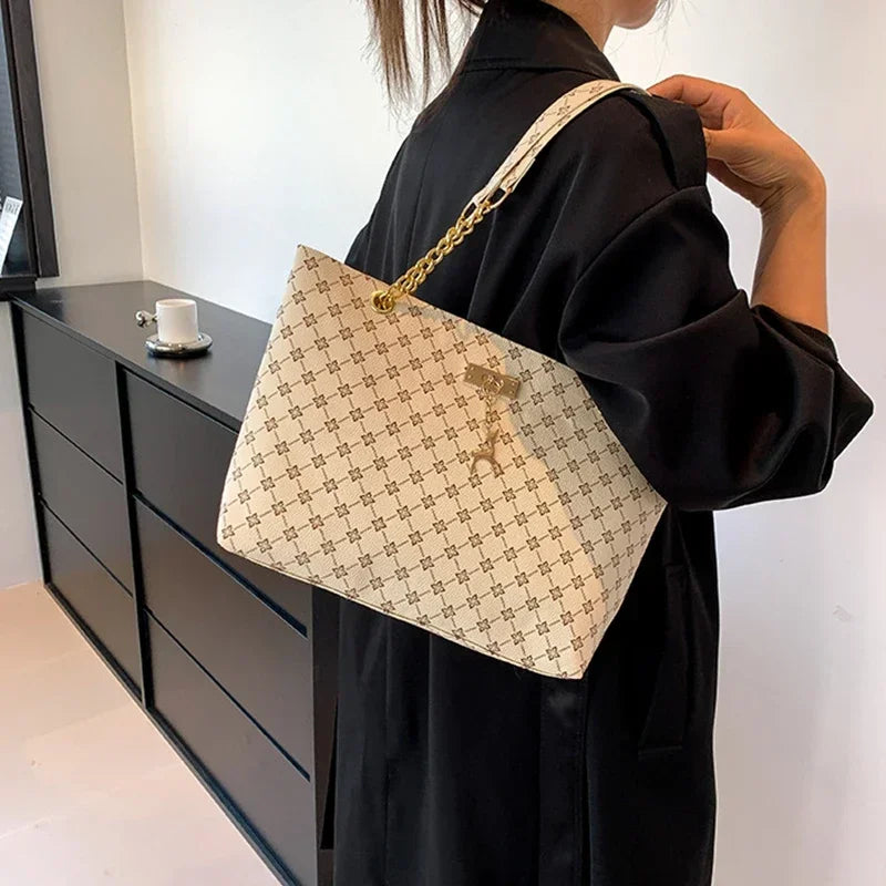 Summer High Quality PU Leather Fashion Large-capacity Shoulder Armpit Women's Bag Work Student Travel Female Retro Handbag Tote