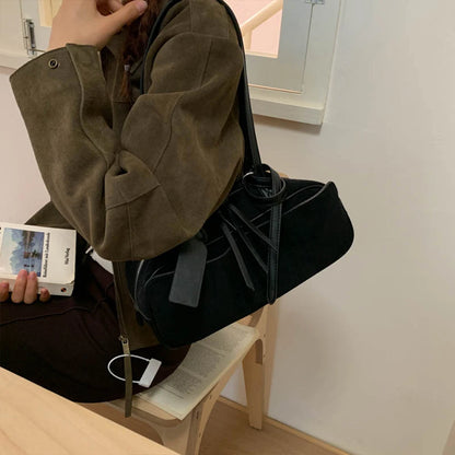 Retro Hand-Held Bowling Bag for Women's Autumn and Winter New Fashion Trend Suede Underarm Bag, Niche Commuting Bag