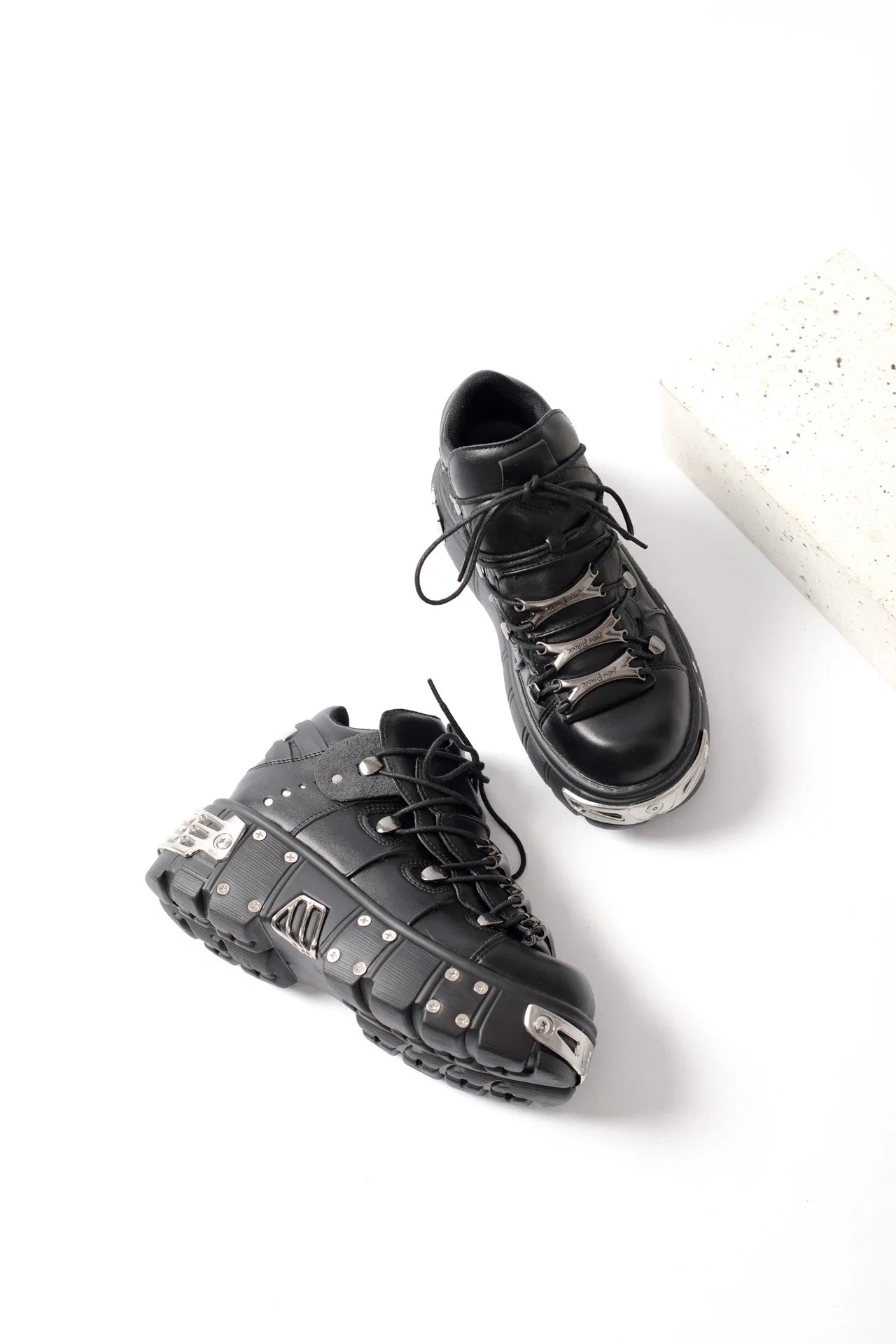 2024 New Women's Heavy Metal Punk Sneakers Platform Dad Shoes Men