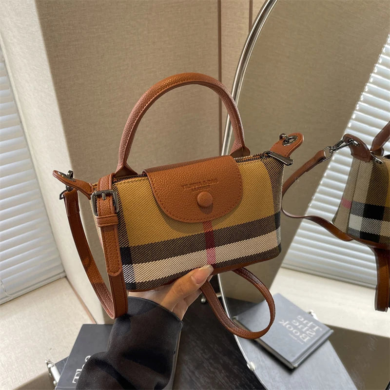 European and American Fashion Women's Bag 2024 New Check Pattern Bag Handheld Dumpling Bag Handheld Crossbody Bag