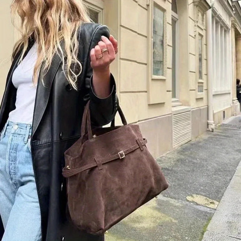 Women's Suede Retro Tote Bag, Elegant Coffee-Colored Faux Suede Handbag, Versatile Shoulder Bag for Commuting and Casual Use