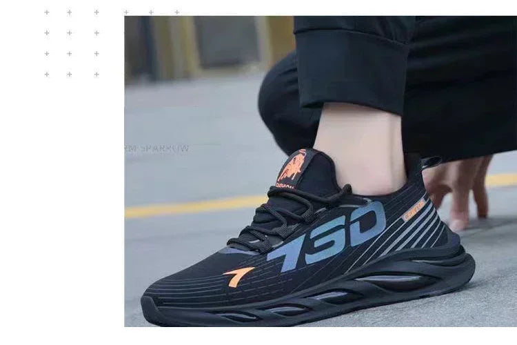 New Summer Mens Breathable Mesh Running Shoes Lightweight Sports Sneakers Fashion Trendy Brand