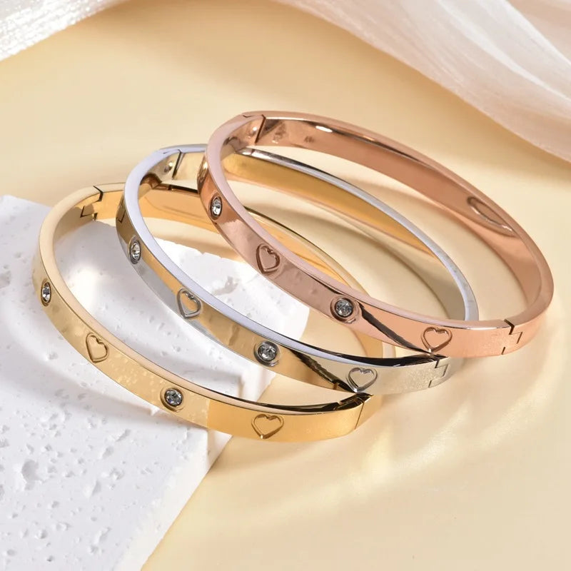 Fashion Design Gold Color Zircon And Cross Nut Nail Bangle Gold & Stainless Steel For Woman Bracelet buckle Classic jewelry