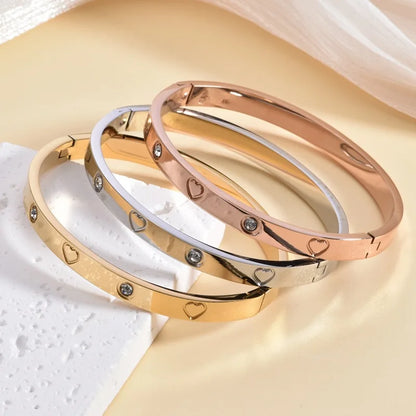 Fashion Design Gold Color Zircon And Cross Nut Nail Bangle Gold & Stainless Steel For Woman Bracelet buckle Classic jewelry