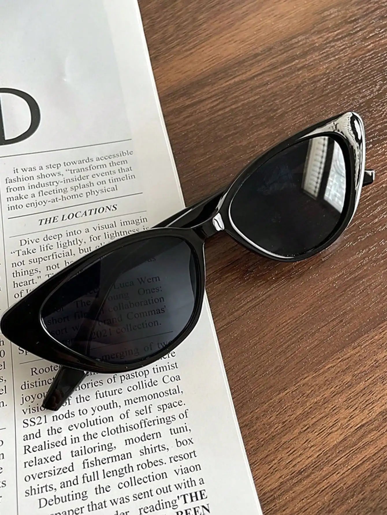 1pair Women’s Retro Narrow Cat Eye Sunglasses - Black Gradient UV Protection Face-Slimming Plastic Eyewear