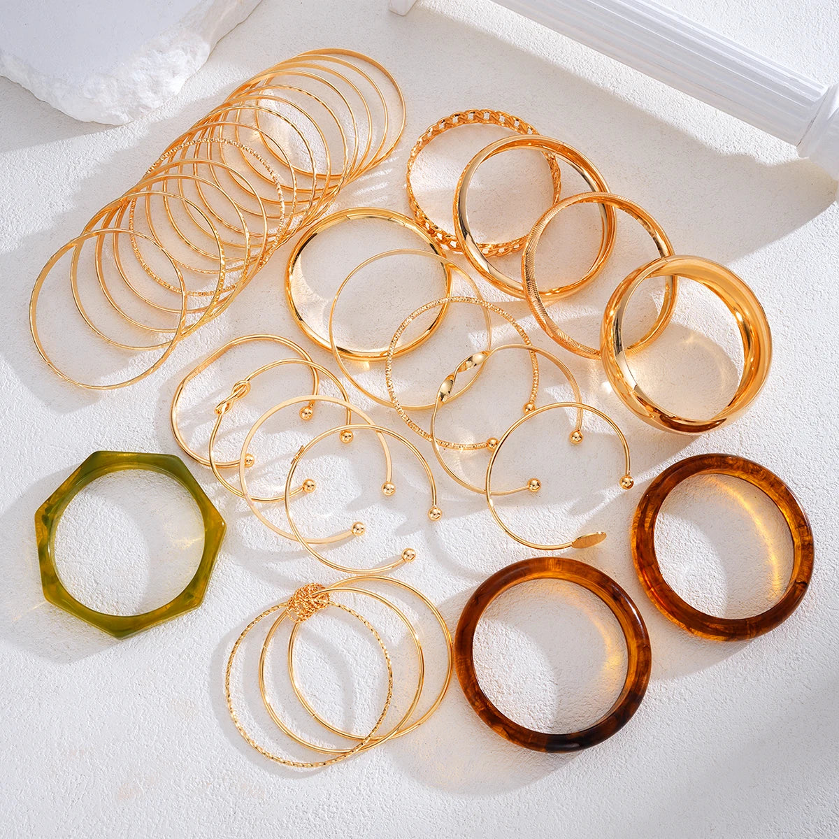 Fashion Minimalist Elegant Metal Textured Resin Cuff Bangle Bracelet Set Boho Adjustable Layered Wristband Daily Party Jewelry