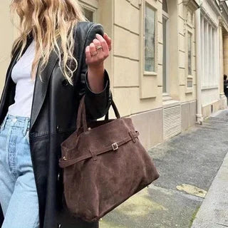 Women's Suede Retro Tote Bag, Elegant Coffee-Colored Faux Suede Handbag, Versatile Shoulder Bag for Commuting and Casual Use