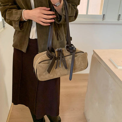 Retro Hand-Held Bowling Bag for Women's Autumn and Winter New Fashion Trend Suede Underarm Bag, Niche Commuting Bag