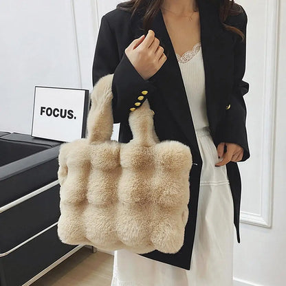 Women Plush Shoulder Bag Fluffy Handbag Large Capacity Casual Commuting Bag Furry Carrying Bag Soft Shopper Bag