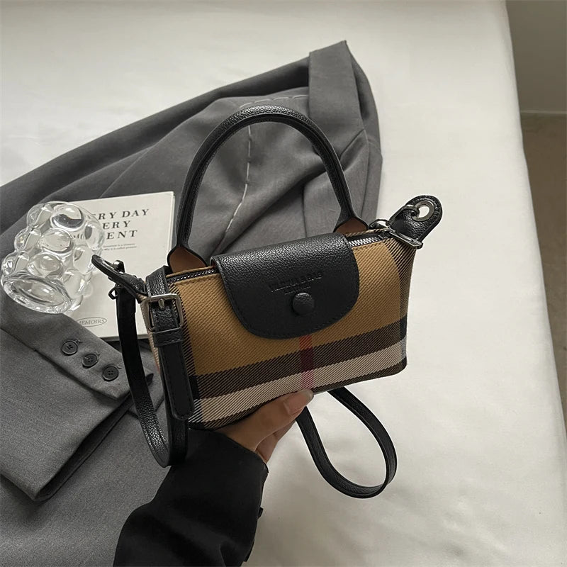European and American Fashion Women's Bag 2024 New Check Pattern Bag Handheld Dumpling Bag Handheld Crossbody Bag