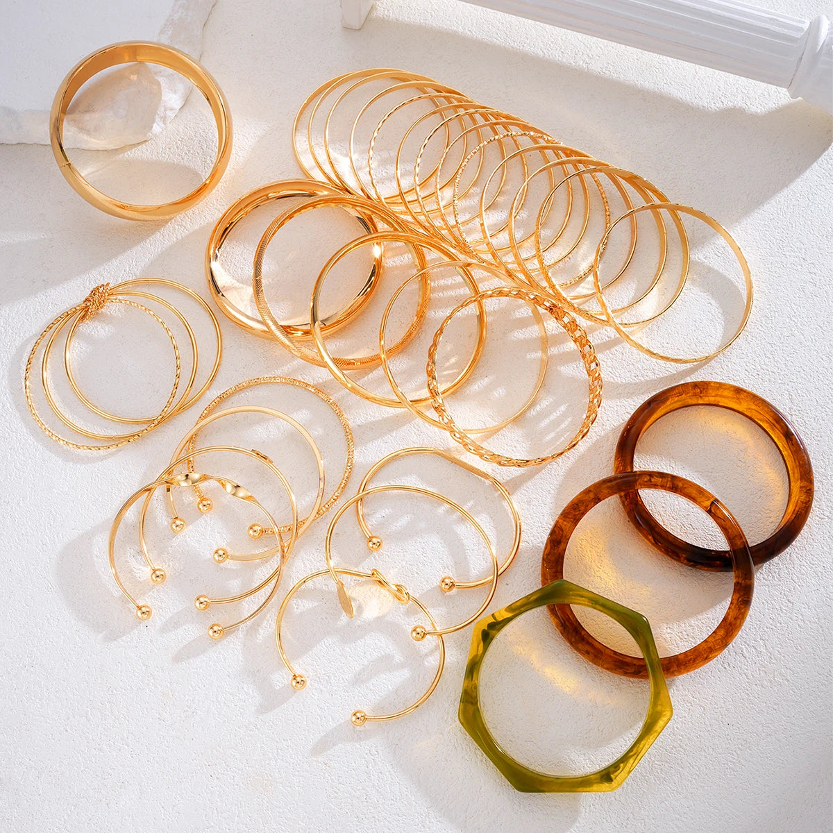 Fashion Minimalist Elegant Metal Textured Resin Cuff Bangle Bracelet Set Boho Adjustable Layered Wristband Daily Party Jewelry