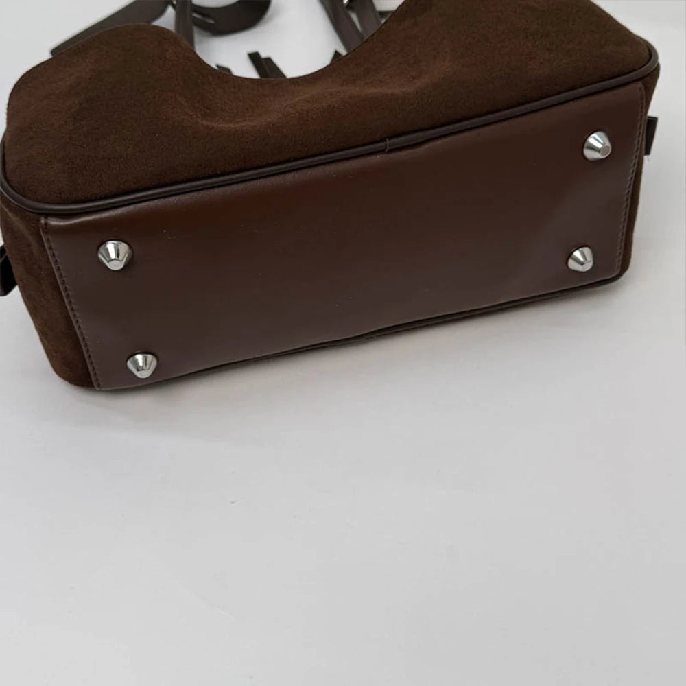 Retro Hand-Held Bowling Bag for Women's Autumn and Winter New Fashion Trend Suede Underarm Bag, Niche Commuting Bag